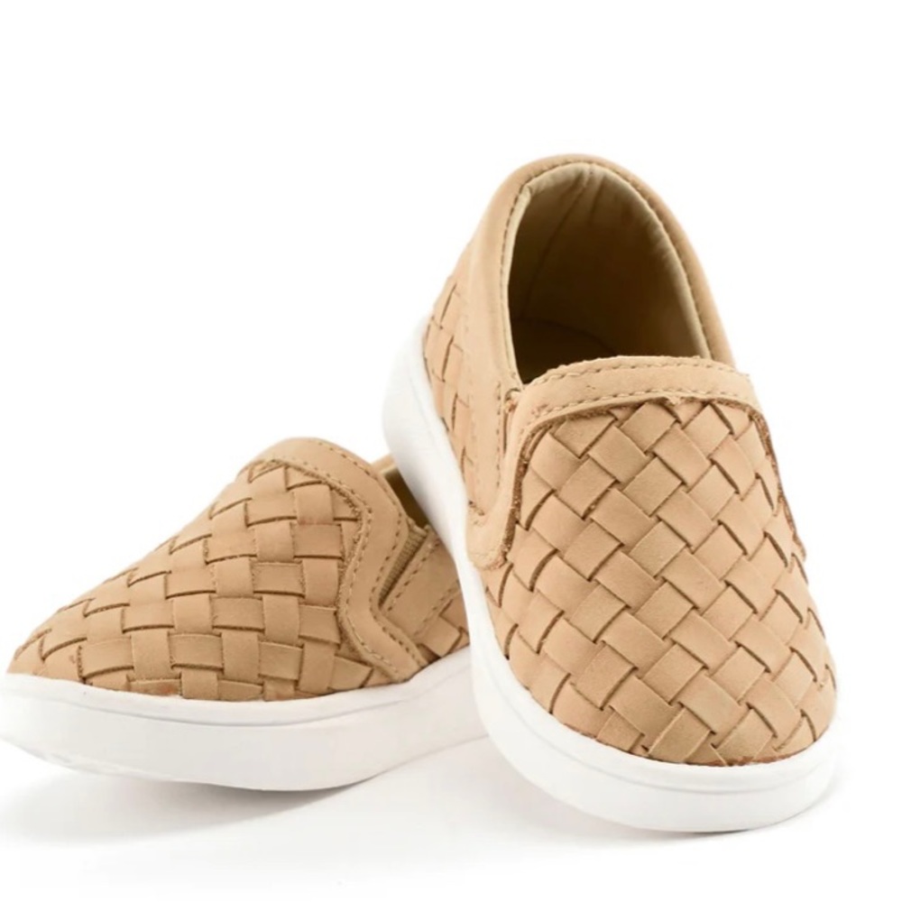 Piper Finn Coastal Slip-on Sneaker sz6